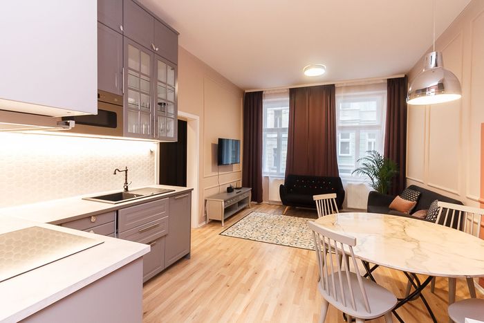 Fotografie nemovitosti - K pronájmu luxusně zařízený byt 3+kk po rekonstrukci, 78m2, sklep, ulice Řehořova, Žižkov