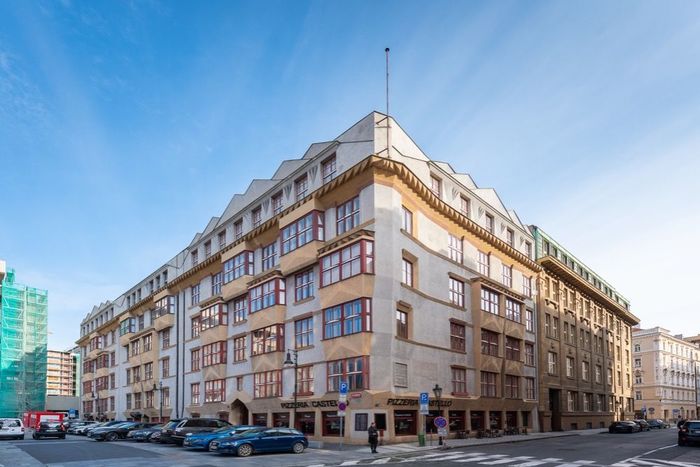 Fotografie nemovitosti - Prague 1, luxury apartment 3+k for sale, 105 m2, Elišky Krásnohorské street, Old Town, cellar, sauna