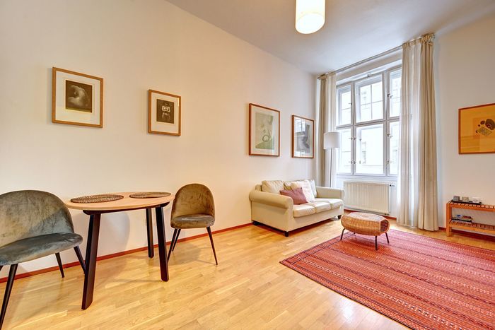 Fotografie nemovitosti - For rent stylish furnished apartment 2+kt (50m2), Maiselova street, Prague 1, Josefov