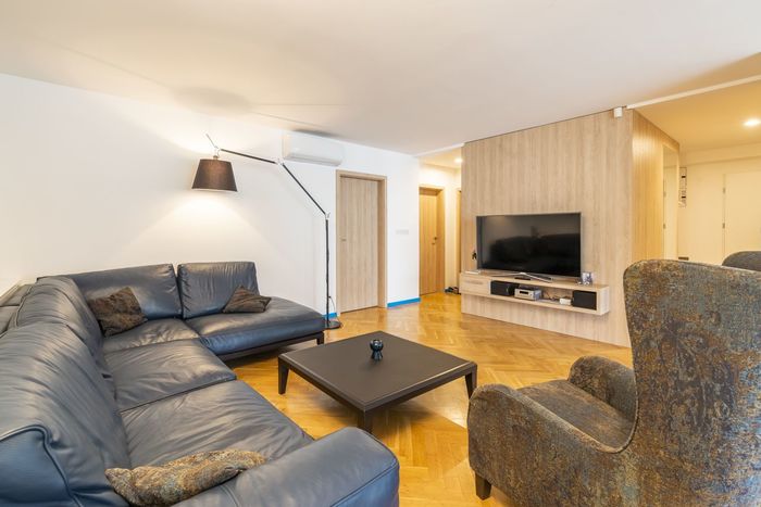 Fotografie nemovitosti - Prodej bytu 6+kk, 4x koupelna, balkon, terasa, sauna, 187 m2, Praha 5 - Smíchov