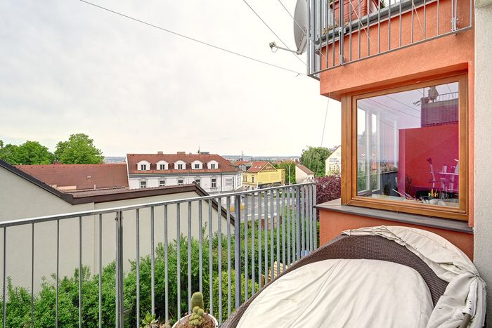 Fotografie nemovitosti - Pronájem Praha - Kobylisy, byt 5+kk, 178 m² (127 m² + 2x terasa a balkon 51 m²), hezký výhled, garáž