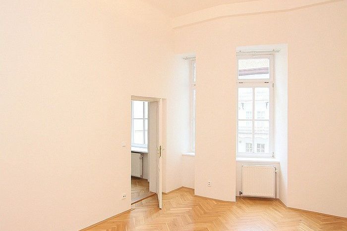 Fotografie nemovitosti - Praha, prostorný byt k pronájmu 5+1 (184m2), Na Poříčí, Nové Město, centrum Prahy