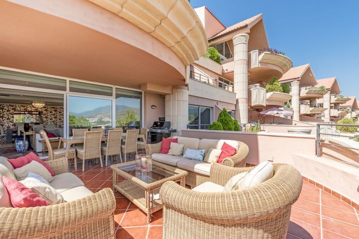 Fotografie nemovitosti - Španělsko - Costa, byt 5+1 v komplexu Magna Marbella, 286 m2 + terasa 60 m2, parkování, bazén