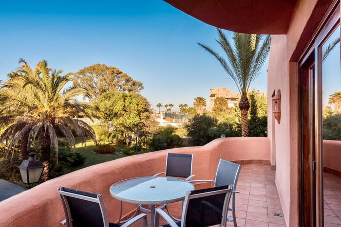 Fotografie nemovitosti - Španělsko - Costa del Sol, byt 4+1 k prodeji, přímo u pláže, 70 m2 + terasa 40 m2, parkování, bazén