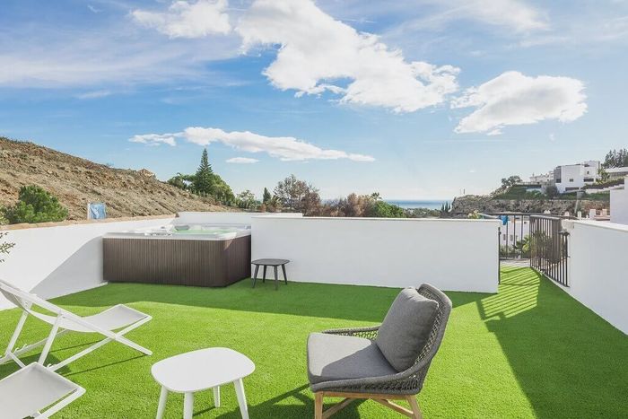 Fotografie nemovitosti - Spain - Costa del Sol, unique 3+kk penthouse for sale, exclusive location, 87 m2 + terrace
