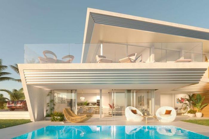 Fotografie nemovitosti - Costa del Sol, Spain, 4 bedroom apartment for sale, right by the beach, 119 m2 + terrace 27 m2