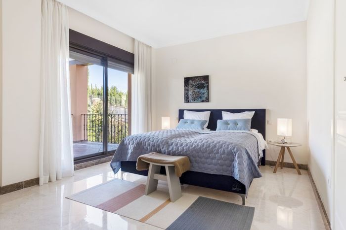 Fotografie nemovitosti - Spain - Estepona, villa 4+kt, Azata Golf Villas komplex, 230 m2 + terrace 48 m2, swimming pool