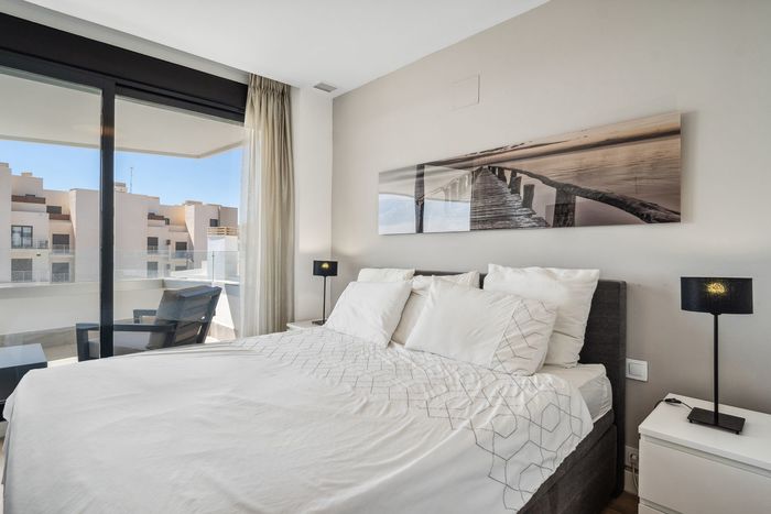 Fotografie nemovitosti - Španělsko - Mijas Costa, byt 4+kk, blízko pláže, 147 m2 + terasa 20 m2, parkování, bazén