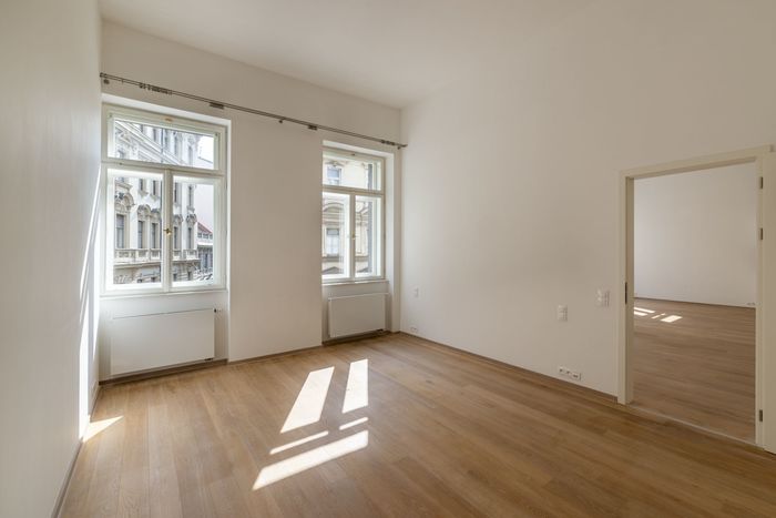 Fotografie nemovitosti - Pronájem, moderní nezařízený byt 3+kk,102 m2, terasa, Nové Město, Jungmannova ul.