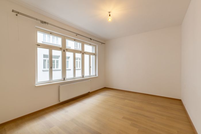 Fotografie nemovitosti - Rent, modern partly furnished apartment 3+kk, 101 sqm, Nové Město, Jungmannova ul.
