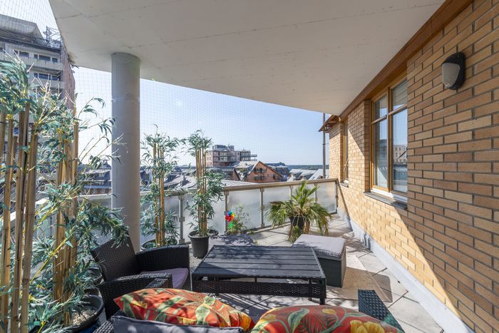 Fotografie nemovitosti - Beautiful duplex apartment 4+1 for sale, 288 m2 + terraces, garage, Prague 6 - Veleslavín