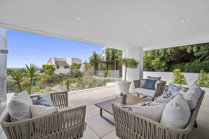 Fotografie nemovitosti - Spain - Marbella, luxury villa 704 m2 + terrace 214 m2, sea view, garden, pool