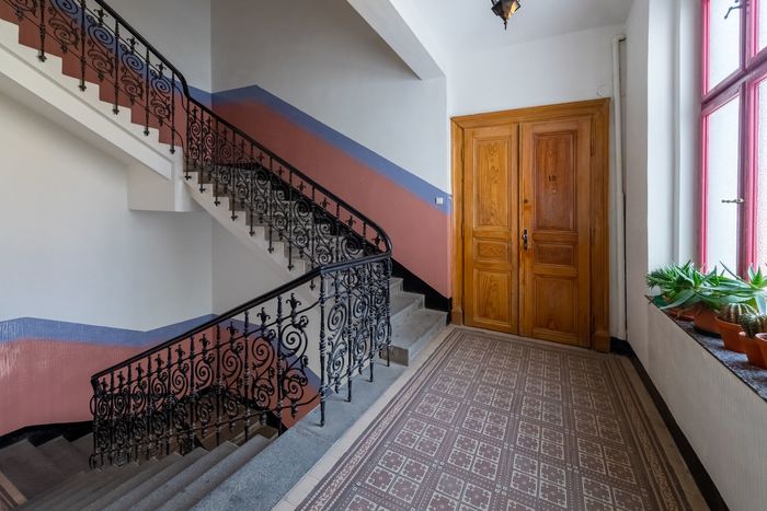 Fotografie nemovitosti - Prague, bright apartment 2+kt after reconstruction, 70 sqm, Letna, Milady Horakove street
