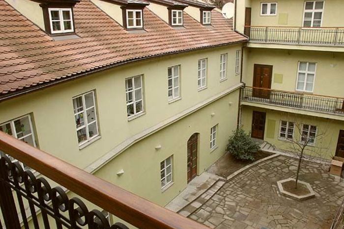 Fotografie nemovitosti - Praha 1 Luxusní nezařízený byt 4+kk k pronájmu, Malá Strana, úžasná lokalita pod Petřínem