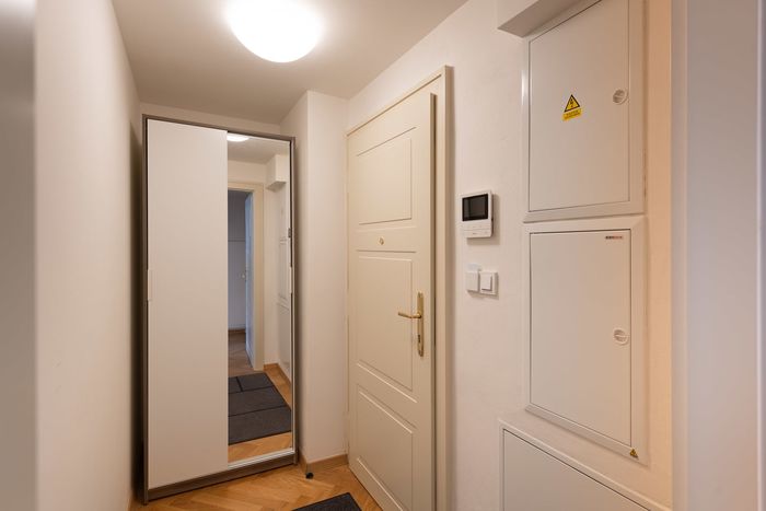 Fotografie nemovitosti - Prague 1, furnished duplex apartment for rent 3+kk (84 sqm), aircon., attractive place, Kozi street