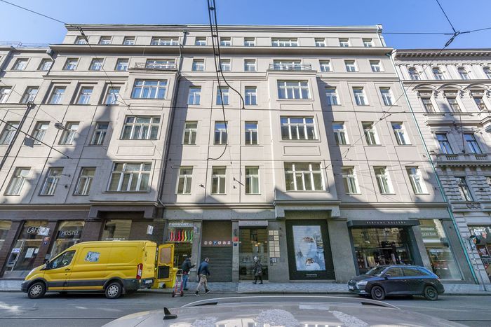 Fotografie nemovitosti - Praha, pronájem moderní kanceláře 169 m2, 4 místnosti, recepce, Spálená ulice