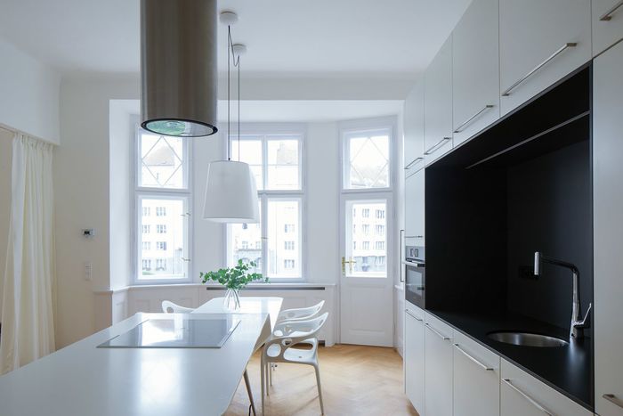 Fotografie nemovitosti - Designs apartment 2 + kk for rent (80m2), balcony, Kafkova street, Dejvice