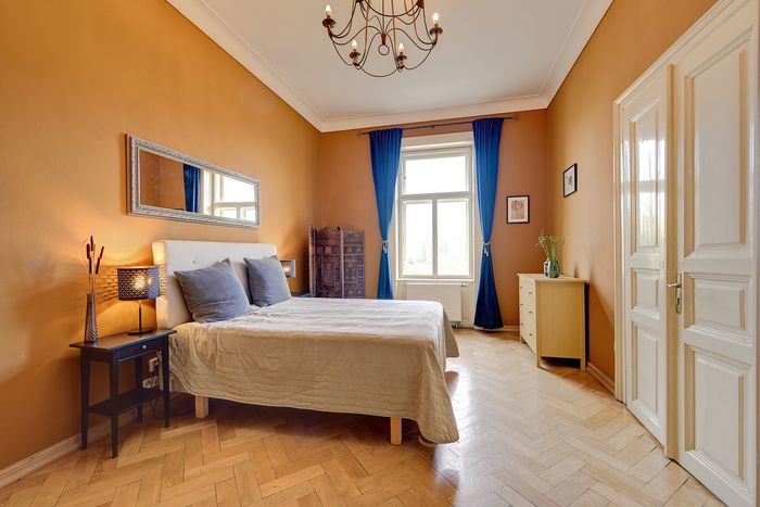Fotografie nemovitosti - K pronájmu luxusní byt 5+1 s balkonem (157m2), 2x koupelna, ulice Masarykovo nábř., Nové Město