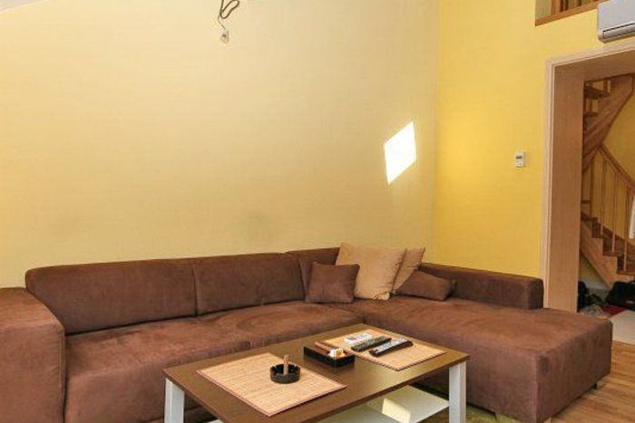 Fotografie nemovitosti - Praha 2, světlý zařízený mezonet 3+kk k pronájmu, 101m², klimatizace, Lublaňská, Vinohrady