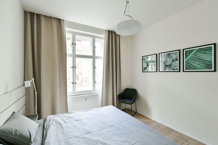 Fotografie nemovitosti - Prague, modern renovated furnished apartment 2kk (50 sqm) for rent, Lucemburska str. - Vinohrady