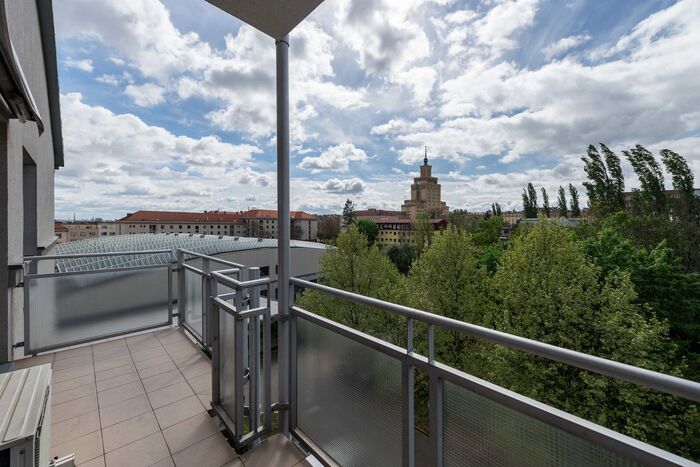 Fotografie nemovitosti - Prague, nice, unfurnished apartment 3+kk for rent, Heinemannova st, balcony, garage, 73 m