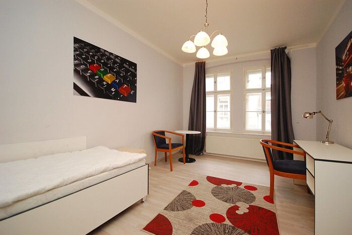 Fotografie nemovitosti - Prague, beautiful furnished apartment for rent 1+1 (29m2), Cimburkova street, Zizkov, from July