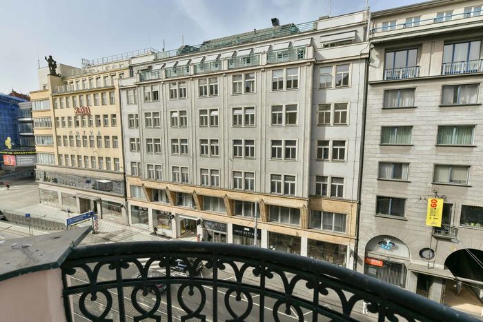 Fotografie nemovitosti - Prague, unfurnished apartment 5kk for rent, 130 sqm, balcony, Nové Město, Revoluční street