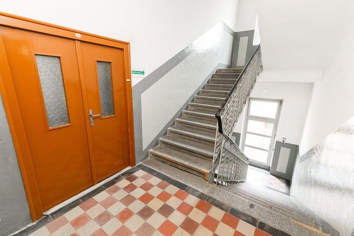 Fotografie nemovitosti - Praha, kancelářské prostory, 13m2, ulice Petrohradská, Vršovice